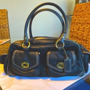 Vintage Coach  model: K05J-4452; Italian nylon, no rips/holes/stains, smokefree